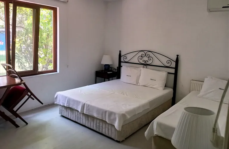 Chiyanno's Inn çift kişilik oda